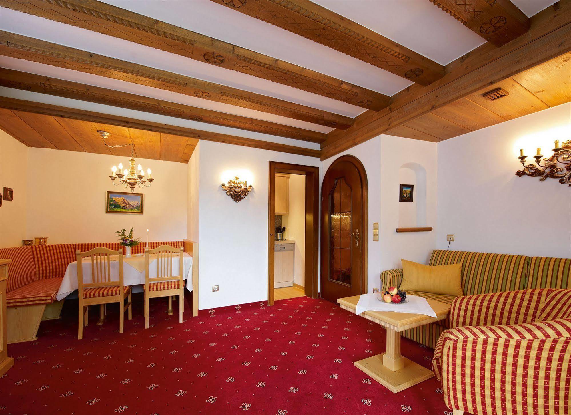 Chalet Hilde Lech am Arlberg Bagian luar foto